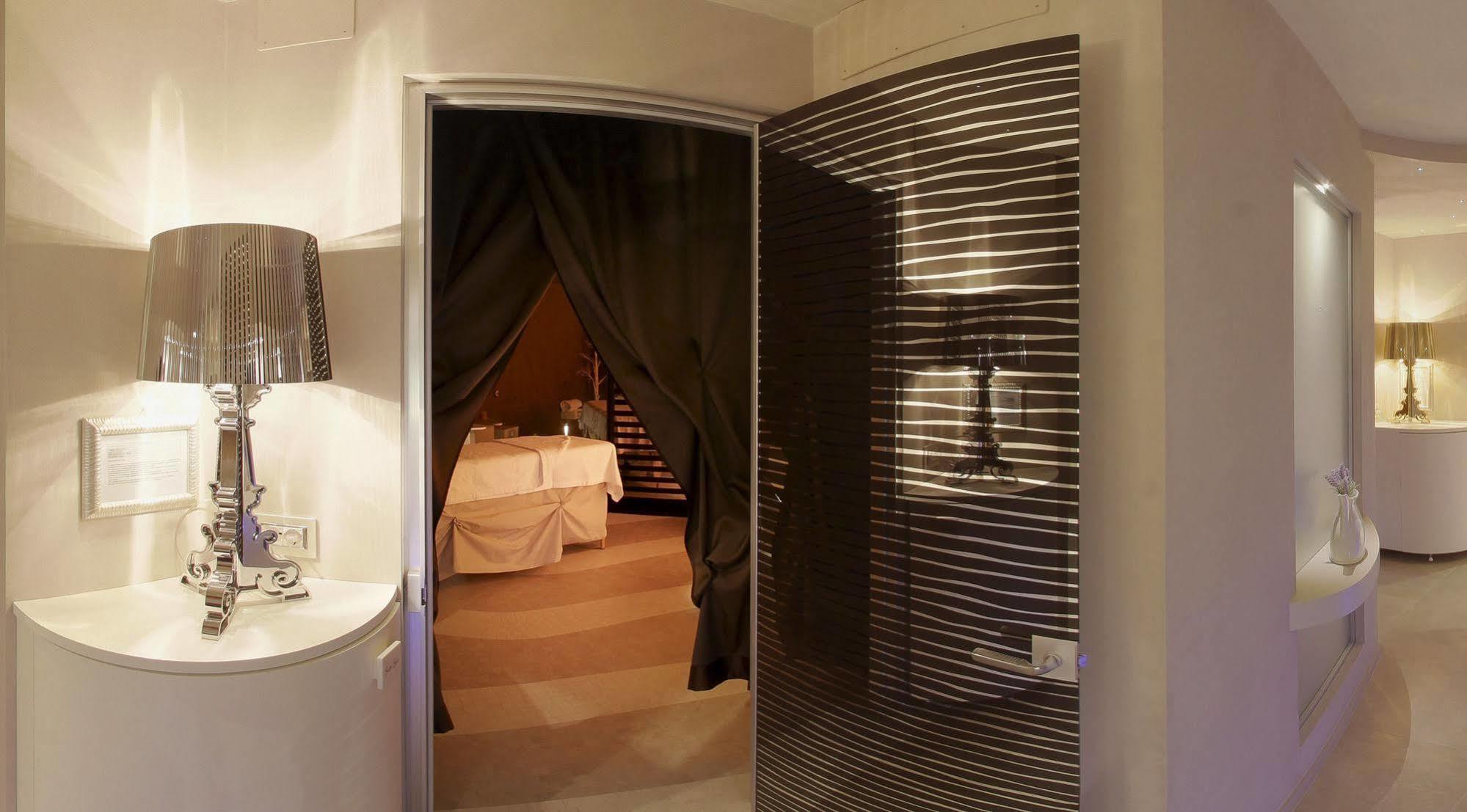 Suite & Spa Mirabel Grado Exterior photo